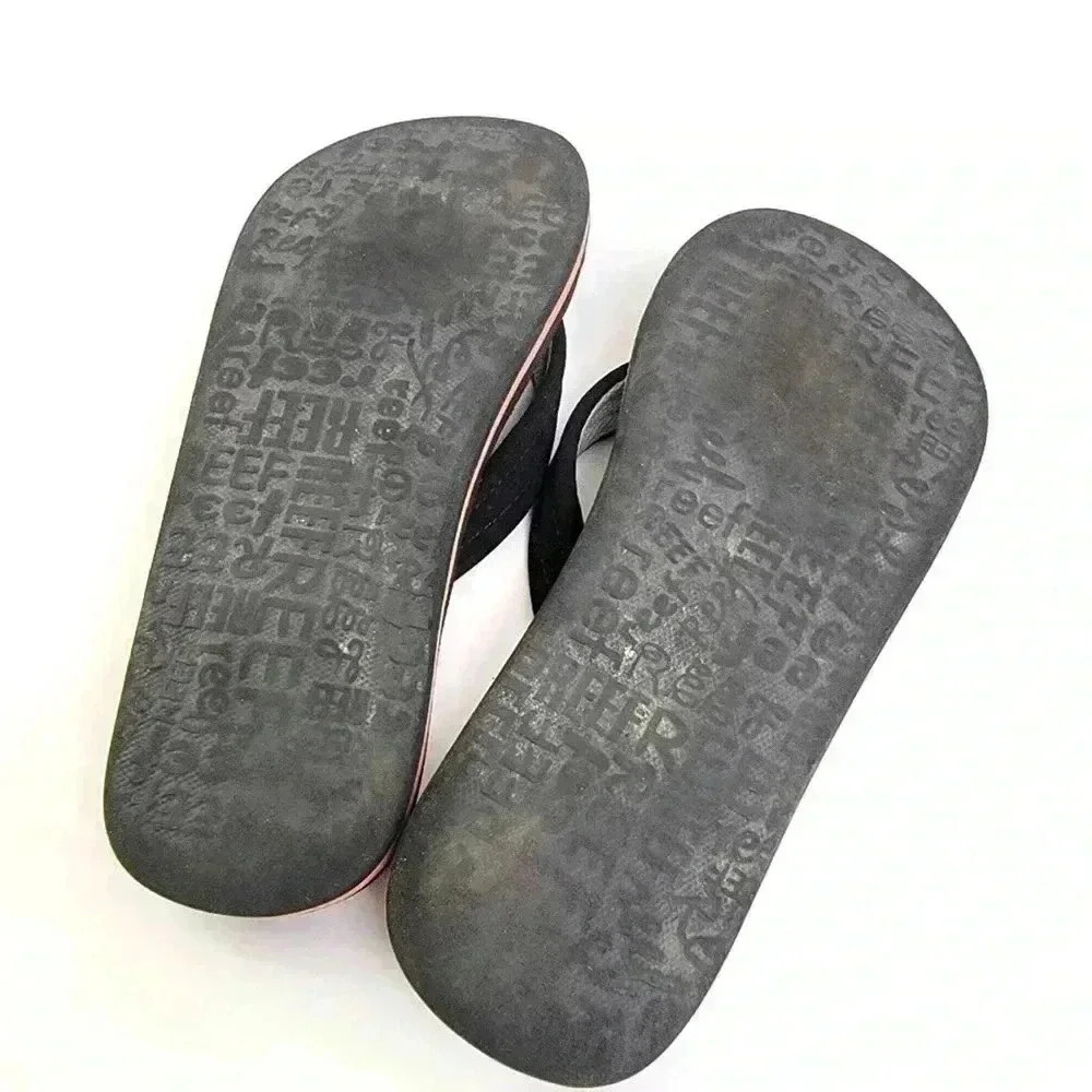 Reef Ahi Geometric Rainbow Flip Flop Sandals - Picture 4 of 7